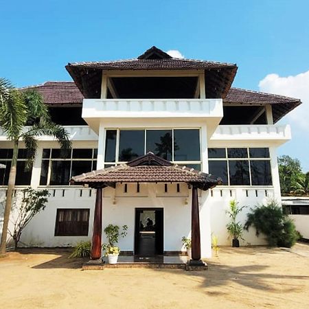Cherai Beach Palace Екстер'єр фото