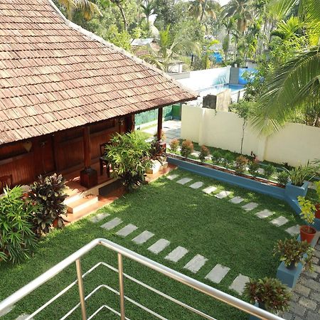 Cherai Beach Palace Екстер'єр фото
