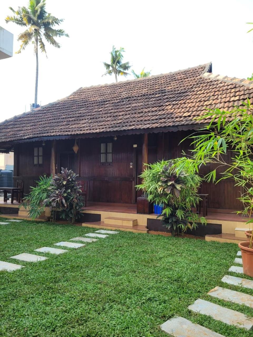 Cherai Beach Palace Екстер'єр фото